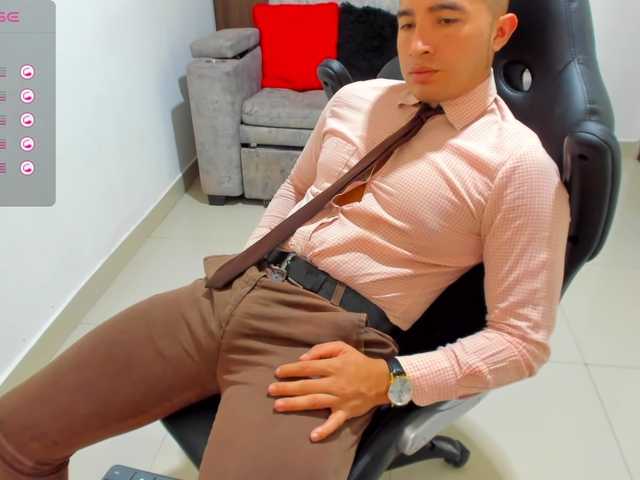 Live sex webcam photo for RandySebas #277806779