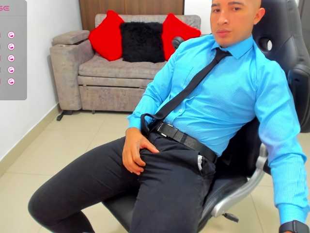 Live sex webcam photo for RandySebas #277889225