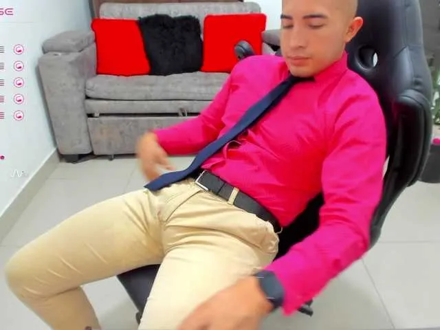 Live sex webcam photo for RandySebas #278095553