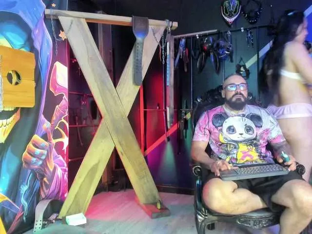 Live sex webcam photo for Rangar-n-Greiz #290552760