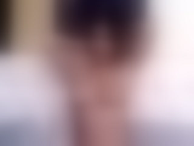 Live sex webcam photo for RaniaMuse #293528613