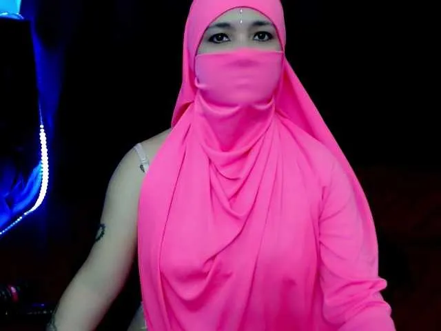 Live sex webcam photo for Ranialatif #273936136