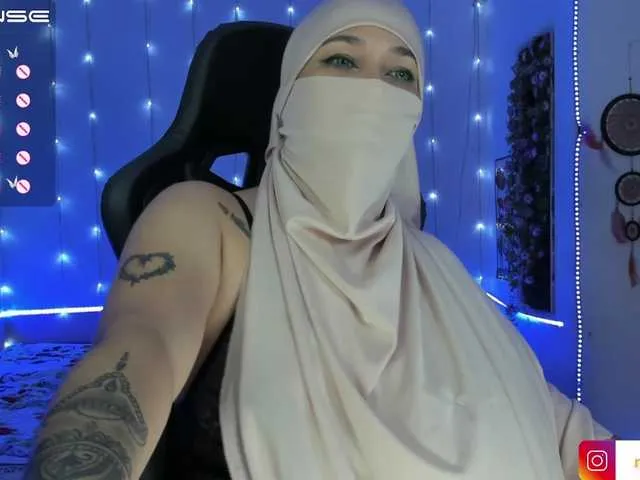 Live sex webcam photo for Ranialatif #275987185