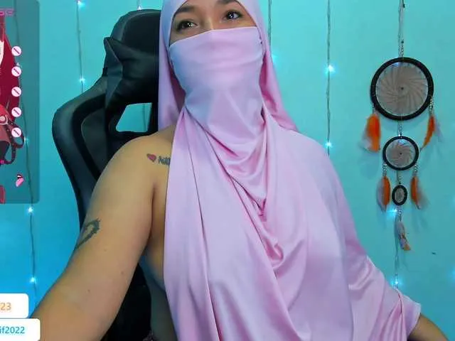 Live sex webcam photo for Ranialatif #276417192