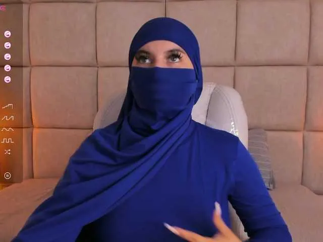 Live sex webcam photo for Raniia #291717976