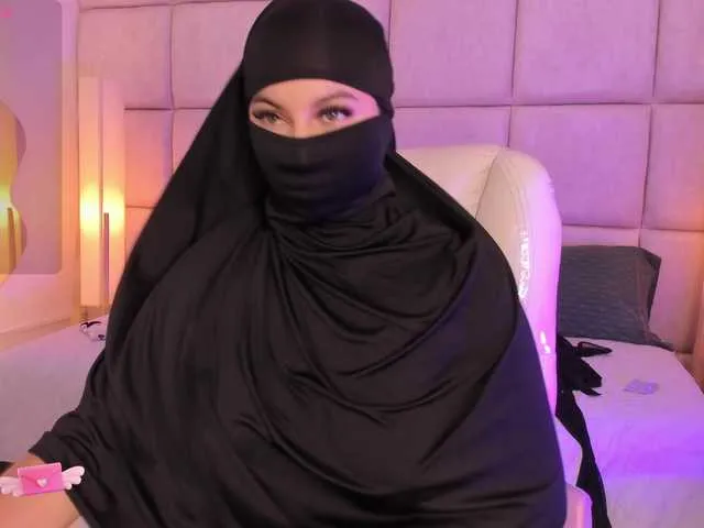 Live sex webcam photo for Raniia #292016704