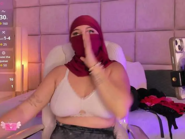 Live sex webcam photo for Raniia #292037498