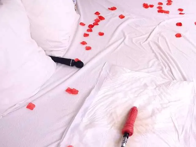 Live sex webcam photo for RaquelLust #276846830