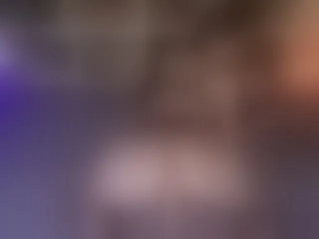Live sex webcam photo for RaquelLust #293213708