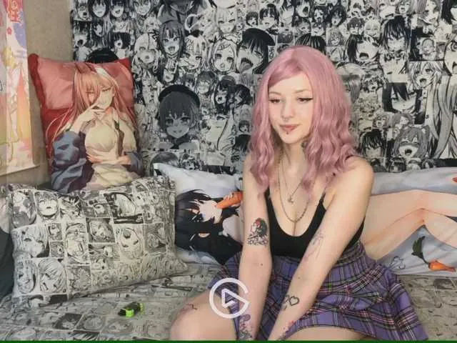 Live sex webcam photo for RatNeko #277760146