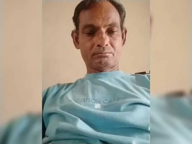 Live sex webcam photo for Ravi008 #291444430