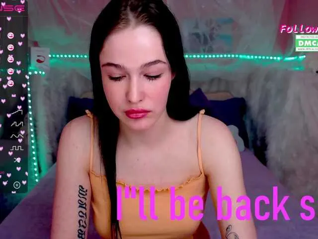 Live sex webcam photo for RavonaLod #273015108