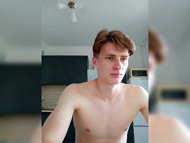 Live sex webcam photo for Ray-Boy #278044912