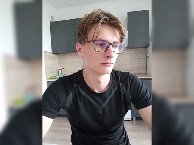 Live sex webcam photo for Ray-Boy #289546518