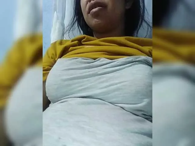 Live sex webcam photo for RayahSexylove #290938351