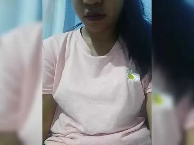 Live sex webcam photo for RayahSexylove #290963339