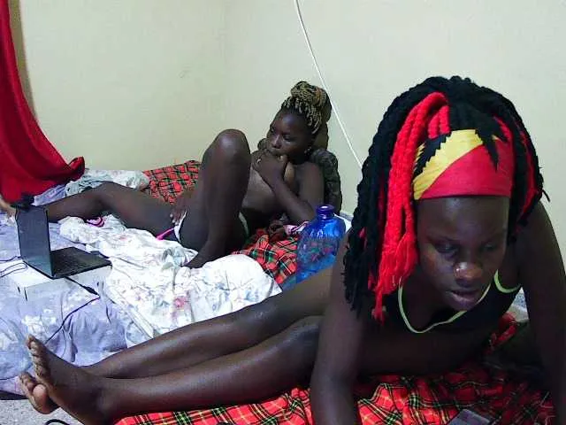 Live sex webcam photo for Raytesh #272624707