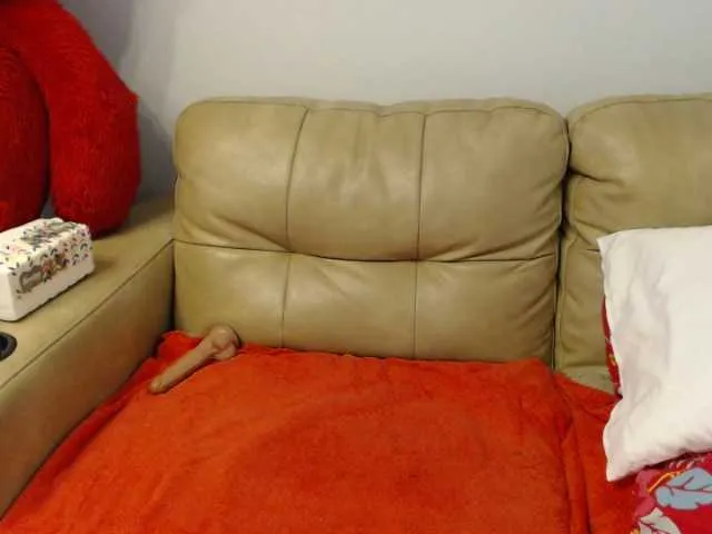 Live sex webcam photo for Rayya2 #272537051