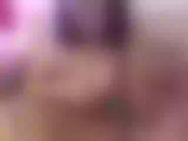 Live sex webcam photo for Rayya2 #272643317