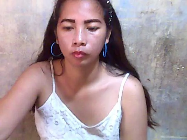 Live sex webcam photo for Razafiahh #278086894