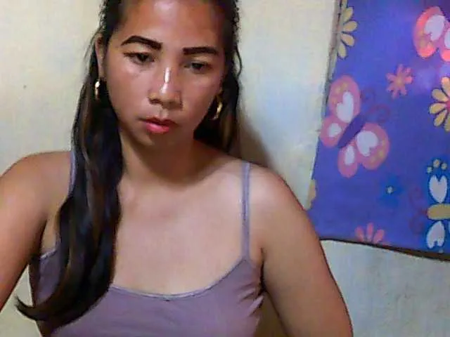 Live sex webcam photo for Razafiahh #278139831