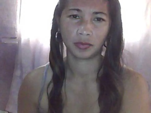 Live sex webcam photo for Razafiahh #278310081