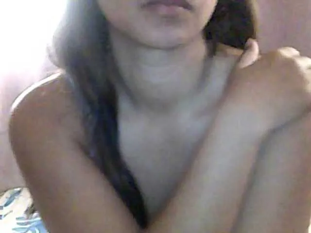 Live sex webcam photo for Razafiahh #288000740