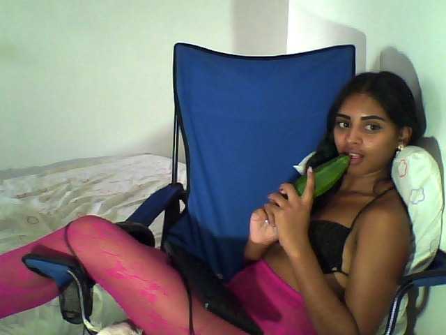 Live sex webcam photo for Rea-sandoval #273923513