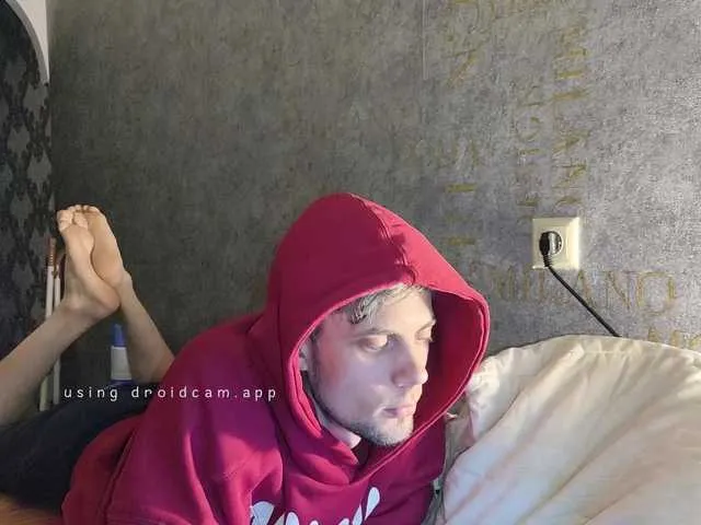 Live sex webcam photo for RealKey #290545452