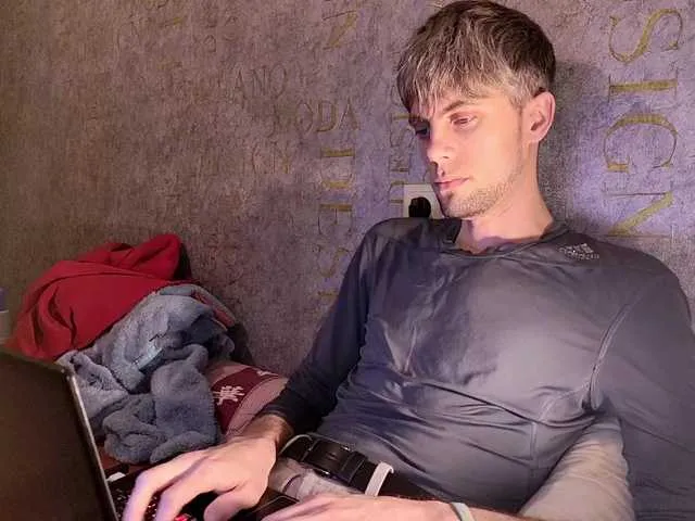 Live sex webcam photo for RealKey #290586269