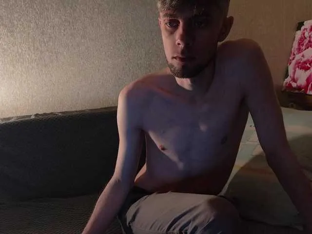 Live sex webcam photo for RealKey #290733761