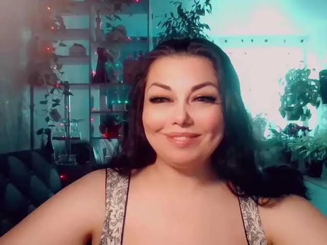 Live sex webcam photo for RealWorker #271880664