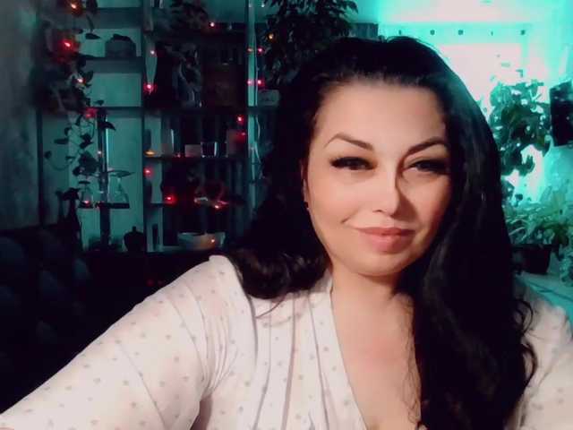 Live sex webcam photo for RealWorker #271941534