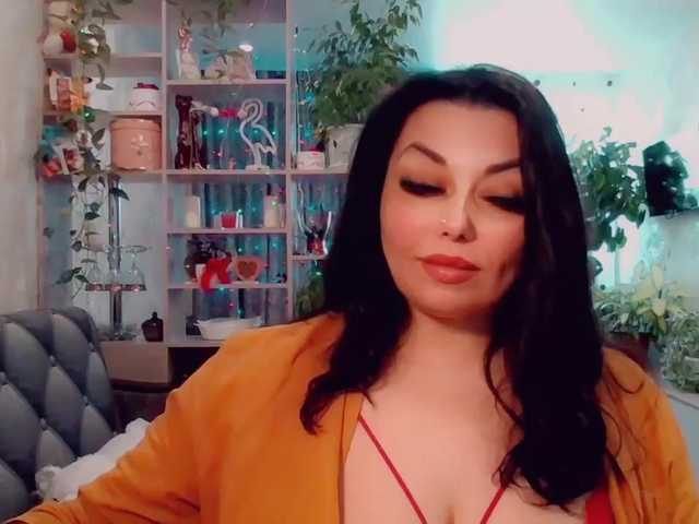 Live sex webcam photo for RealWorker #272004179