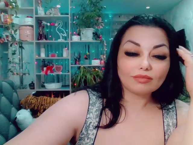 Live sex webcam photo for RealWorker #272020023