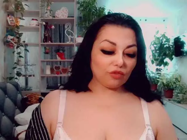 Live sex webcam photo for RealWorker #272459936