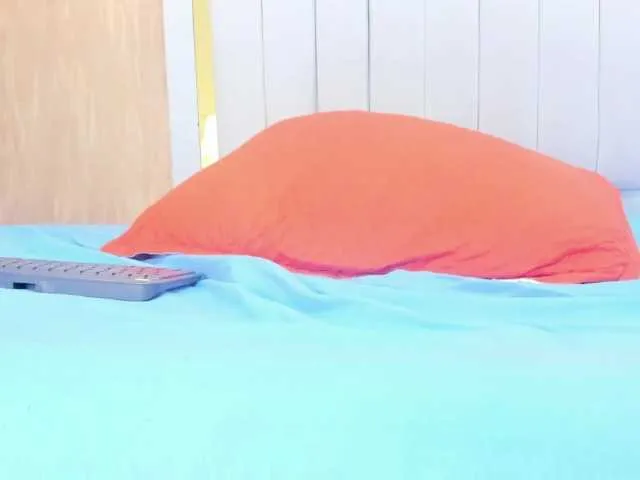 Live sex webcam photo for Rebbeca-Mitchell #275925054
