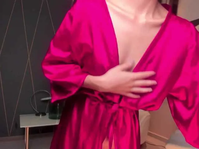 Live sex webcam photo for RebeccaBaxter #288034410