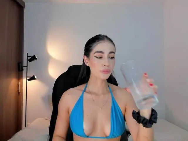 Live sex webcam photo for RebeccaBaxter #293956675
