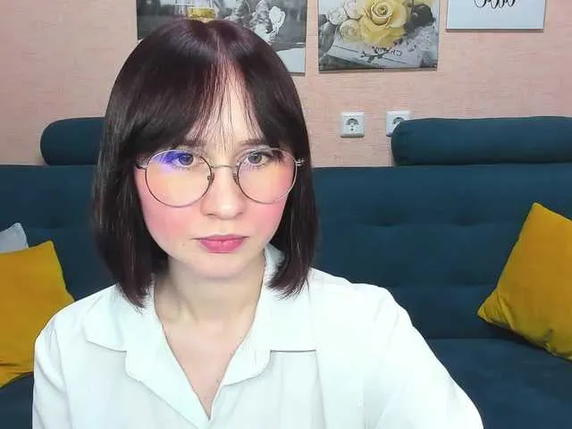 Live sex webcam photo for RebeccaBurn #277302080