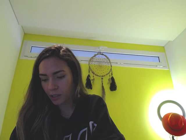 Live sex webcam photo for RebeccaFox1 #274444480