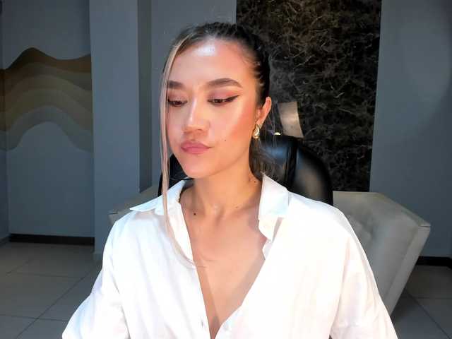 Live sex webcam photo for RebeccaHudson #289921907