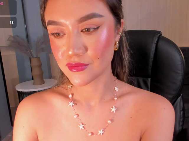 Live sex webcam photo for RebeccaHudson #290797818