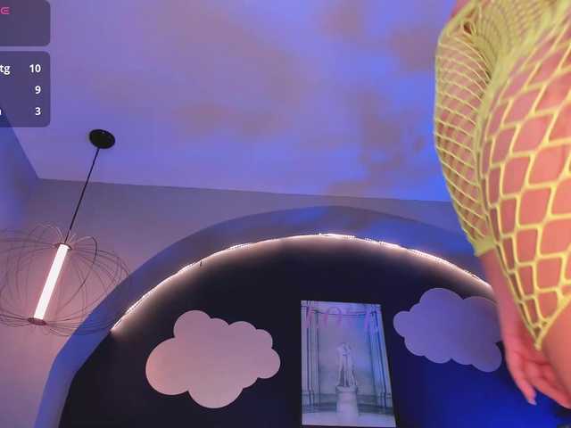 Live sex webcam photo for RebeccaHudson #291054892