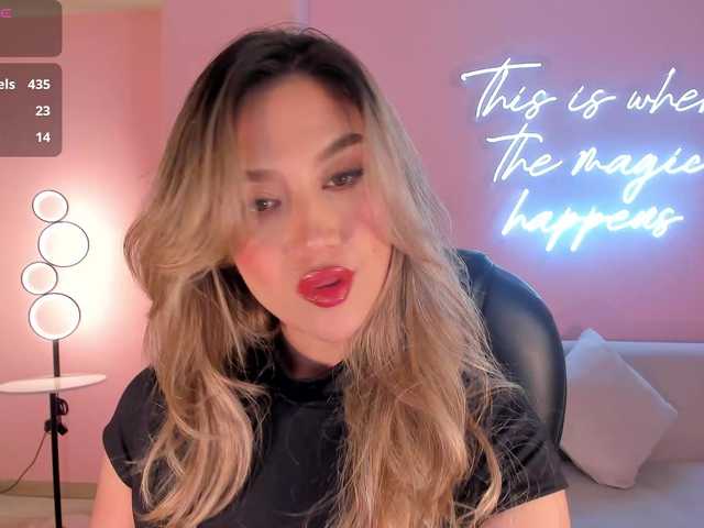 Live sex webcam photo for RebeccaHudson #291808823