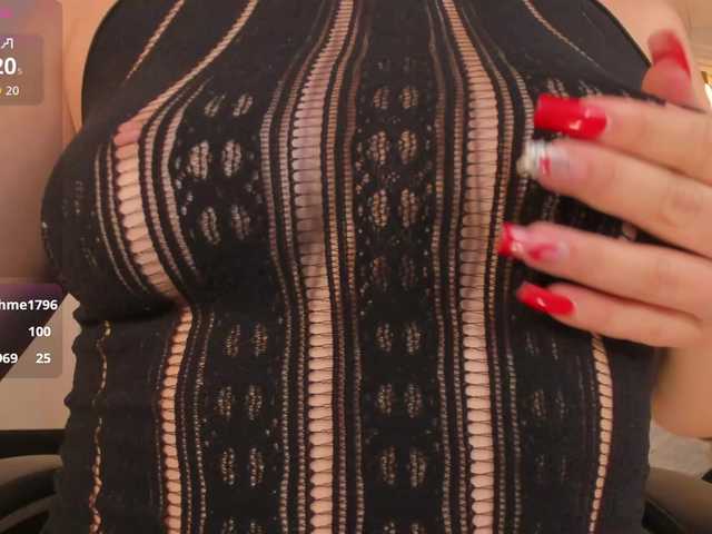 Live sex webcam photo for RebeccaHudson #291849206