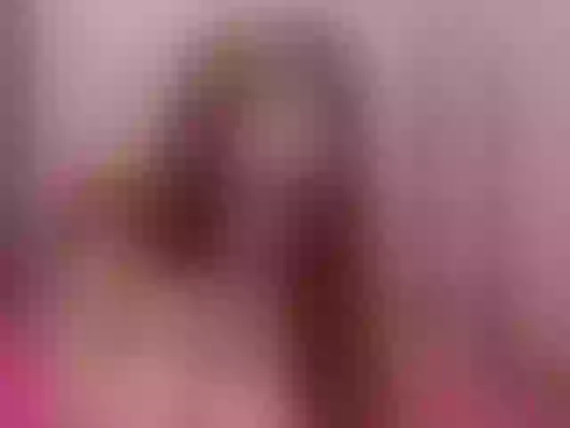 Live sex webcam photo for RebeccaHumm #274513463