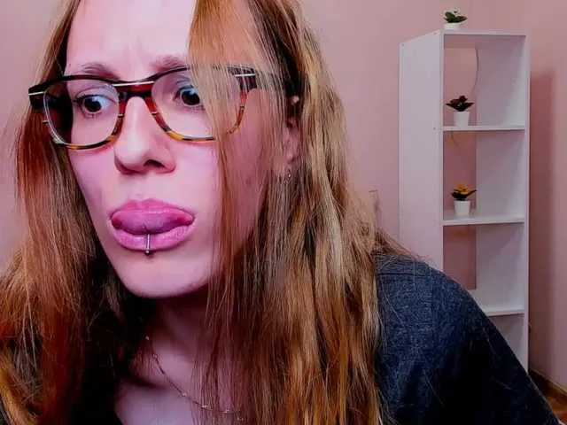 Live sex webcam photo for RebeccaHumm #274636645