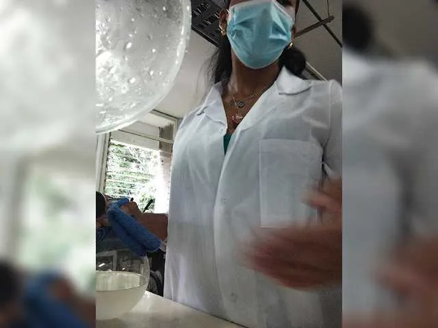 Live sex webcam photo for RebeccaRosse #272541906