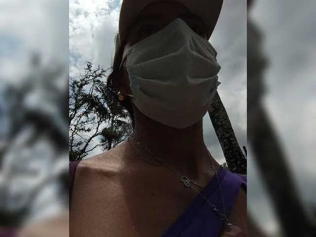 Live sex webcam photo for RebeccaRosse #272812887